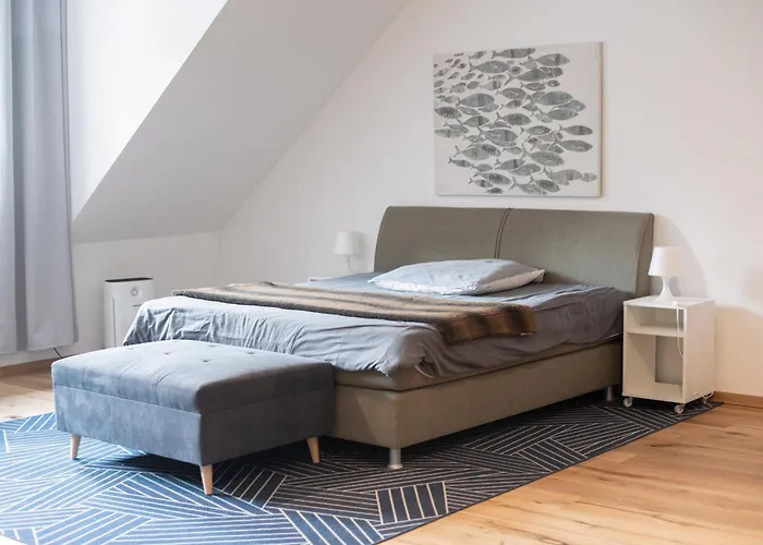 Apartment Mit Parkblick & Massagestuhl
