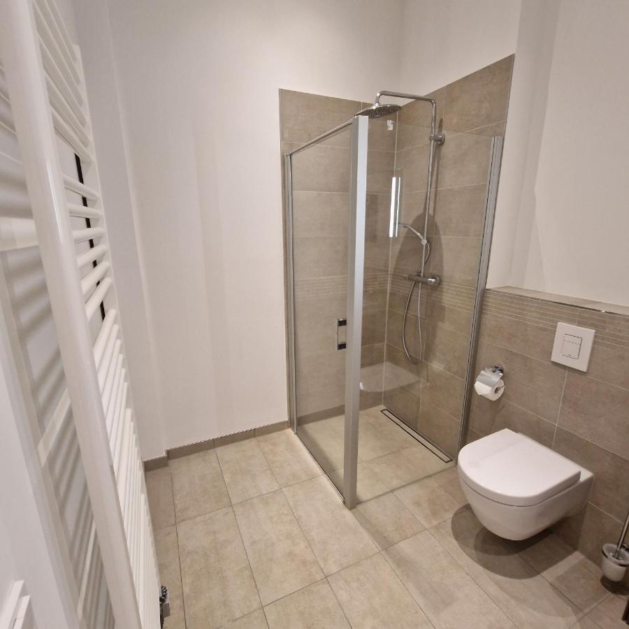 Apartment Mit Parkblick & Massagestuhl *
